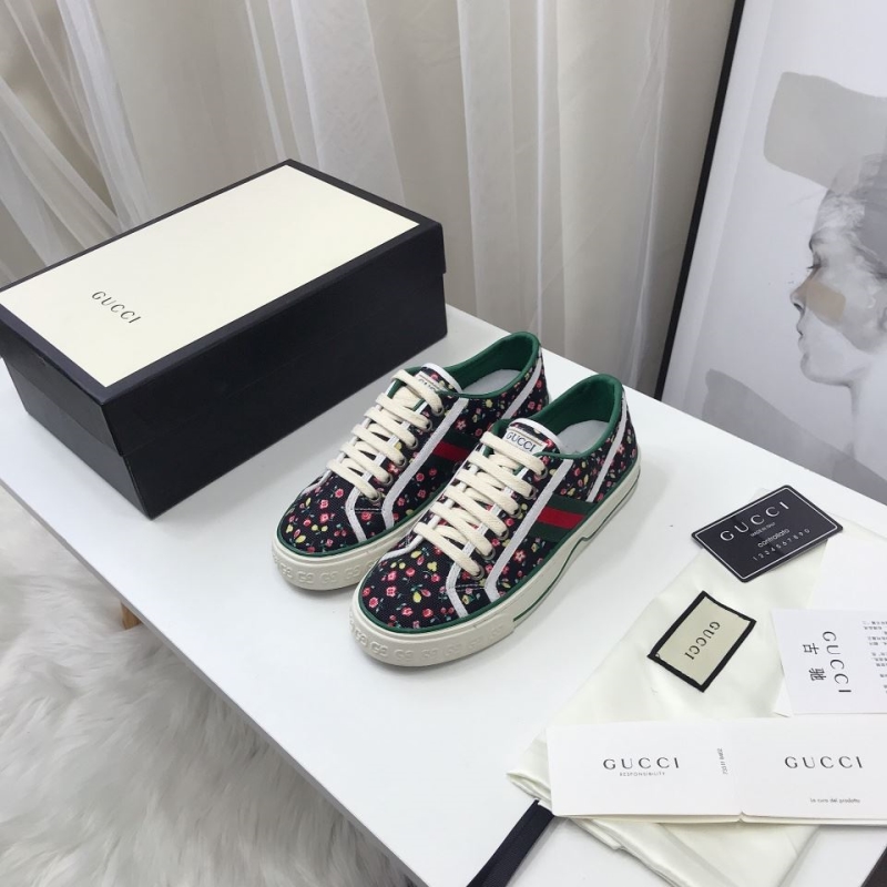 G*u*i casual shoes